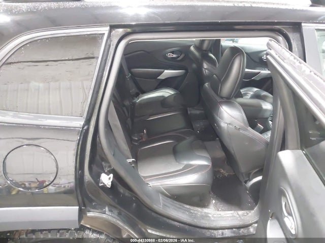 1C4PJMBX7JD526374 Jeep Cherokee Trailhawk 4x4