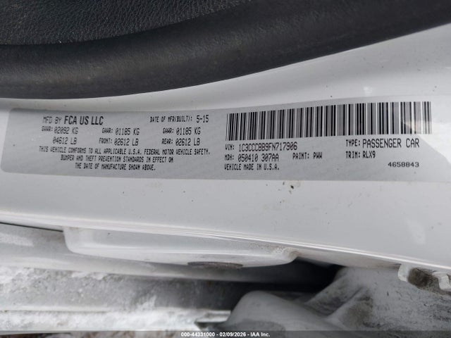 44331000 :رقم المزاد ، 1C3CCCBB9FN717906 vin ، 2015 Chrysler 200 S مزاد بيع