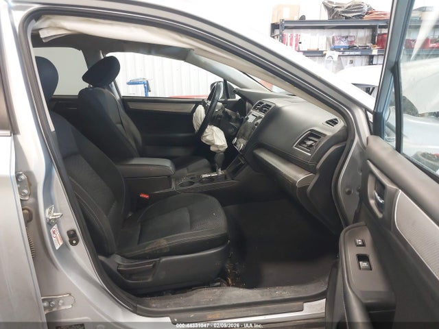 2019 SUBARU OUTBACK 4S4BSAFC5K3241334 Photo 4