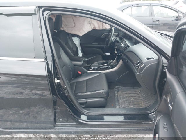 1HGCR2F56HA158139 Honda Accord Sport