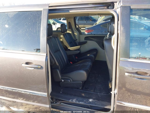 Aukcja sprzedaży 2015 Chrysler Town & Country Touring, vin: 2C4RC1BG7FR617621, numer aukcji: 44331063