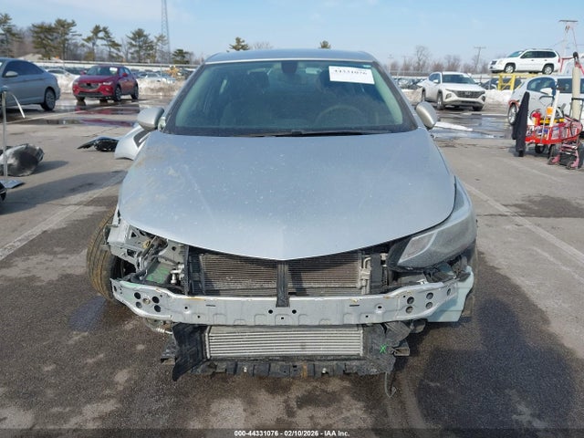 1G1BE5SM3H7197829 Chevrolet Cruze Lt Auto