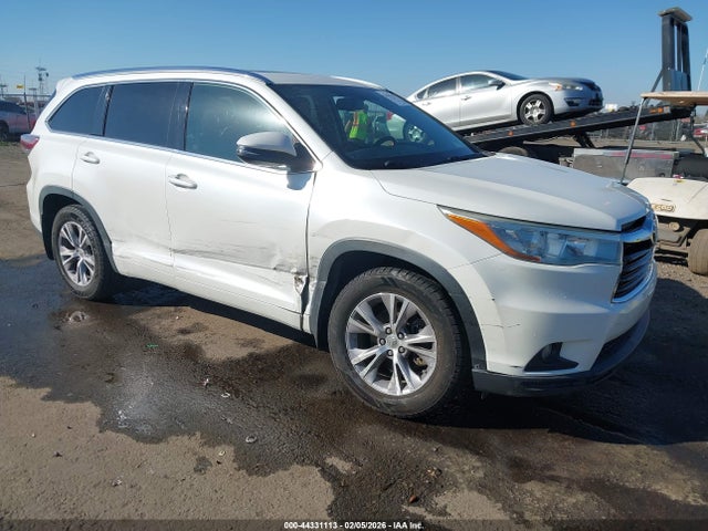 2015 TOYOTA HIGHLANDER 5TDJKRFH9FS107523