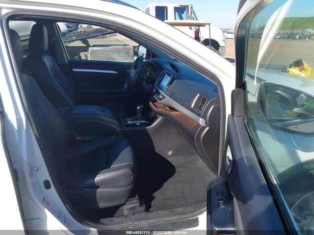 2015 TOYOTA HIGHLANDER 5TDJKRFH9FS107523 Photo 4