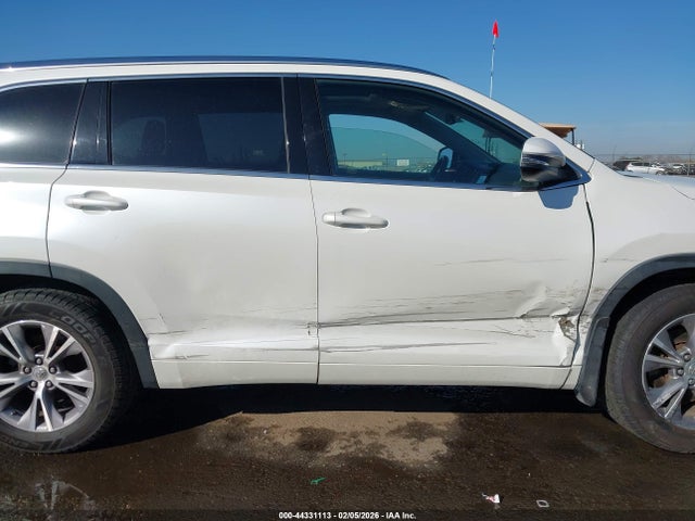 2015 TOYOTA HIGHLANDER 5TDJKRFH9FS107523 Photo 5