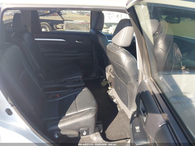 2015 TOYOTA HIGHLANDER 5TDJKRFH9FS107523 Photo 7