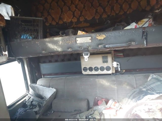1999 Kenworth Construction W900 მანქანა იყიდება აუქციონზე, vin: 1XKWD69X3XR821282, აუქციონის ნომერი: 44331118