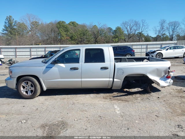 44331121 :رقم المزاد ، 1D7RE3GK3BS656076 vin ، 2011 Ram Dakota Bighorn/lonestar مزاد بيع