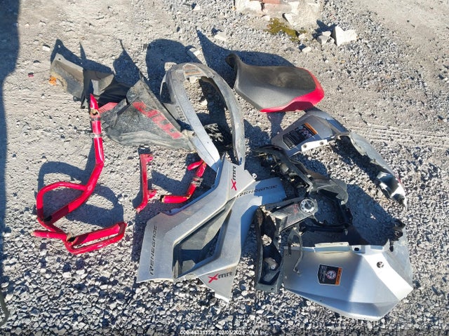 3JBMWAX45RJ001433 Can-Am Renegade X Mr 1000r