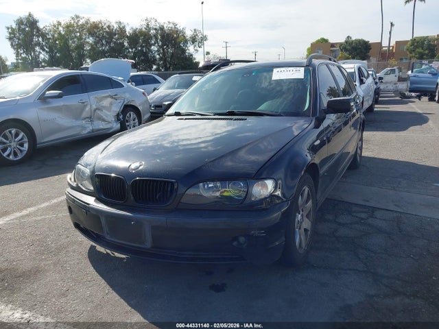 44331140 :رقم المزاد ، WBAAX13404PJ00663 vin ، 2004 Bmw 325it مزاد بيع