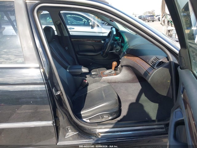 44331140 :رقم المزاد ، WBAAX13404PJ00663 vin ، 2004 Bmw 325it مزاد بيع