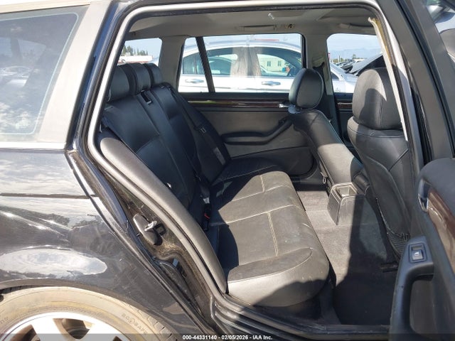 44331140 :رقم المزاد ، WBAAX13404PJ00663 vin ، 2004 Bmw 325it مزاد بيع