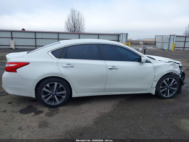 1N4AL3AP0GC176635 Nissan Altima 2.5 Sr