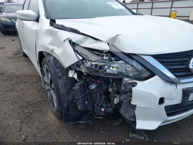 1N4AL3AP0GC176635 Nissan Altima 2.5 Sr
