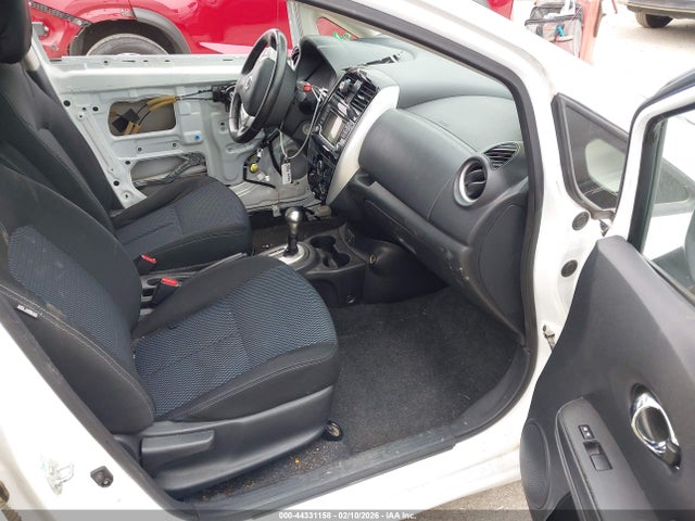 2017 NISSAN VERSA NOTE 3N1CE2CP1HL369695 Photo 4