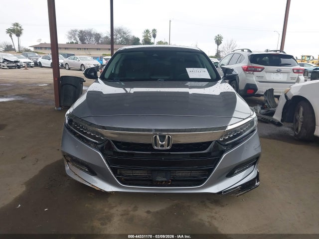 1HGCV2F94JA036724 Honda Accord Touring 2.0t