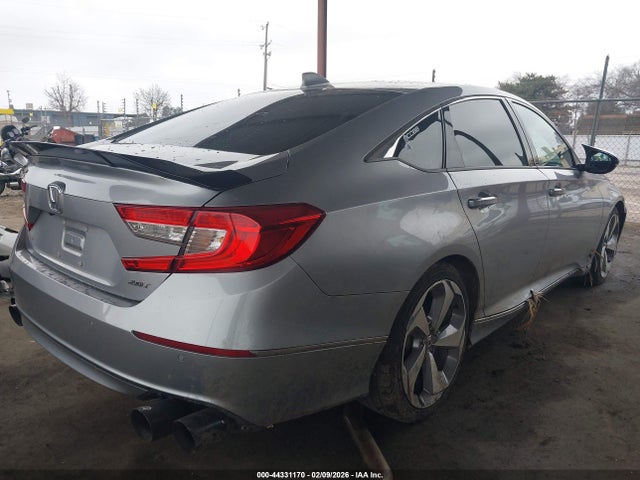 1HGCV2F94JA036724 Honda Accord Touring 2.0t