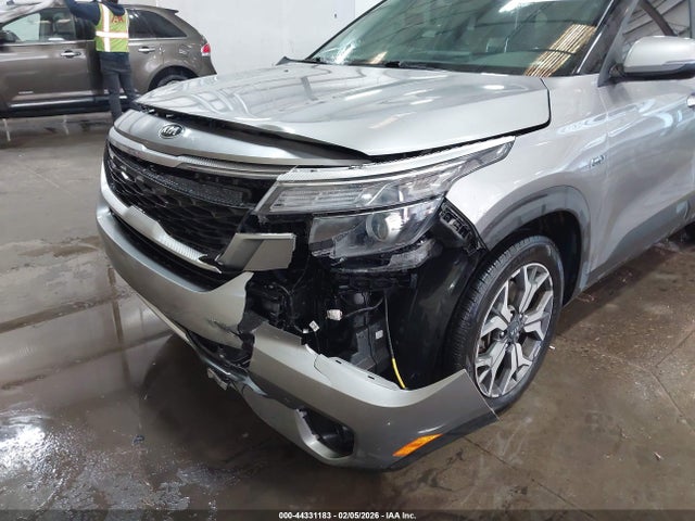 KIA SELTOS EX 2021 KNDERCAA7M7202383 Image 17
