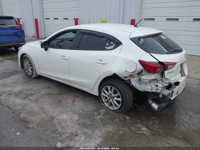 44331200 :رقم المزاد ، JM1BN1K70H1122213 vin ، 2017 Mazda Mazda3 Sport مزاد بيع