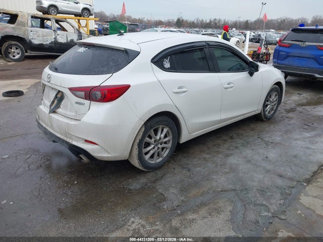 44331200 :رقم المزاد ، JM1BN1K70H1122213 vin ، 2017 Mazda Mazda3 Sport مزاد بيع