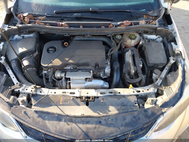 1G1BE5SM0H7201707 Chevrolet Cruze Lt Auto