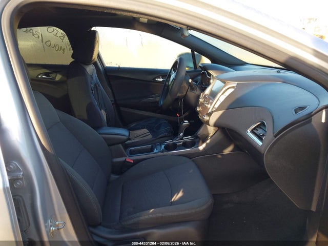1G1BE5SM0H7201707 Chevrolet Cruze Lt Auto