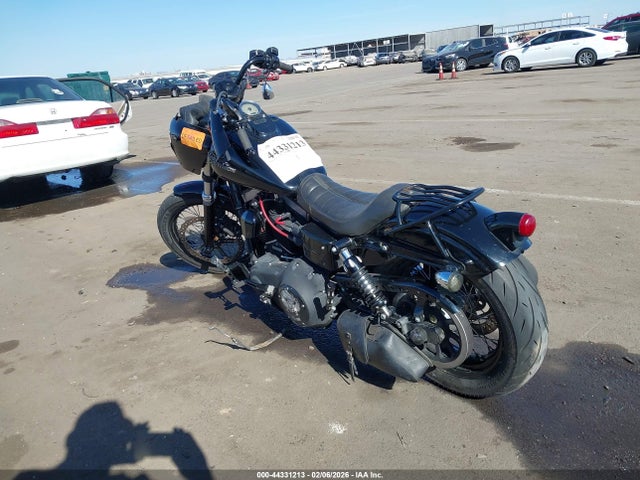 2010 HARLEY-DAVIDSON FXDB 1HD1GX414AC331187 Photo 2