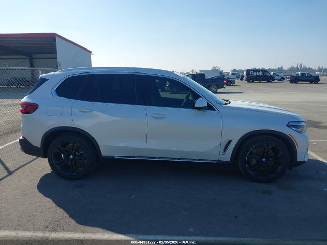 5UXJU2C59KLN65679 BMW X5 Xdrive50i