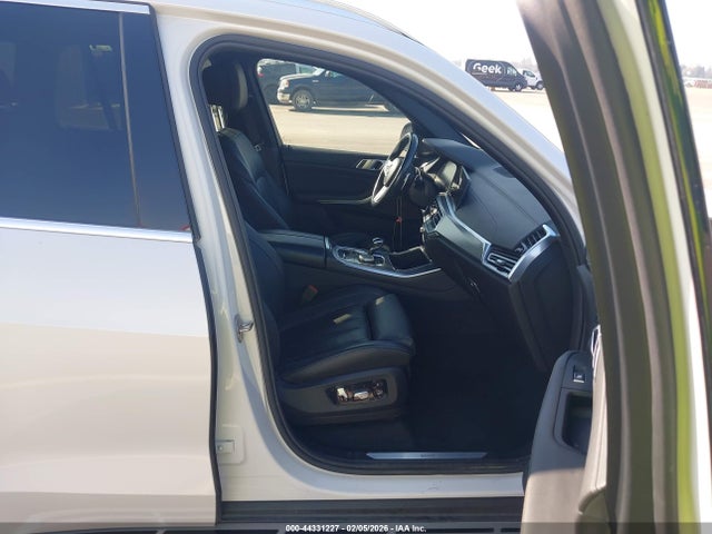 5UXJU2C59KLN65679 BMW X5 Xdrive50i