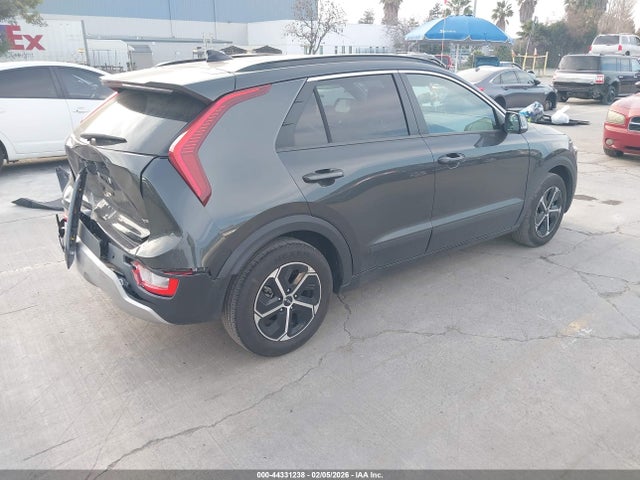 2023 KIA NIRO KNDCR3LE5P5082462 Photo 3