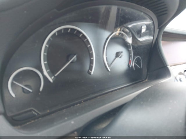 2011 BMW 740I WBAKA4C56BC612819 Photo 6