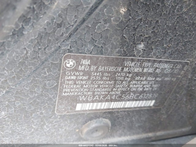 2011 BMW 740I WBAKA4C56BC612819 Photo 8