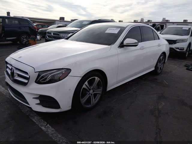 2017 MERCEDES-BENZ E 300 WDDZF4JB8HA094539 Photo 1