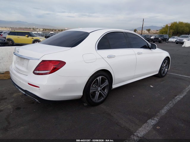 2017 MERCEDES-BENZ E 300 WDDZF4JB8HA094539 Photo 3