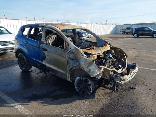 Ford ESCAPE SE 2017 1FMCU9GD8HUD12856 zdjęcie główne