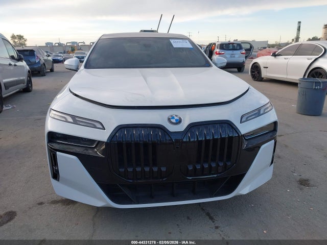 WBA23EH03RCP89920 BMW 740I