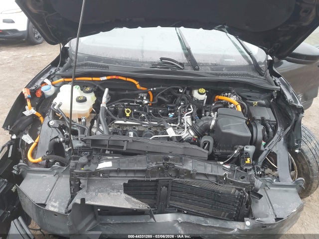 1FMCU0BZ3MUA39172 Ford Escape Se Hybrid