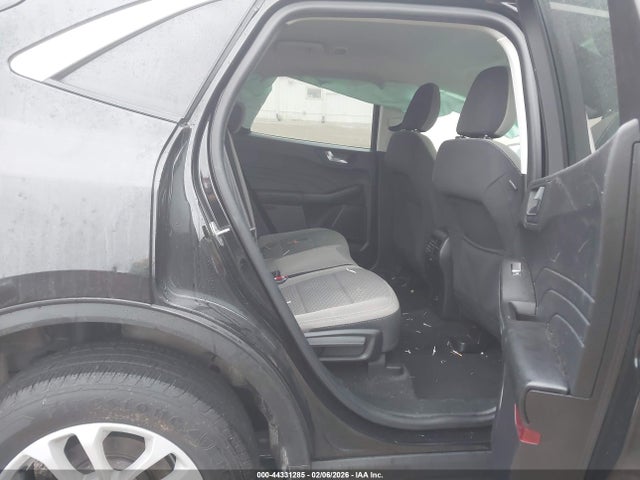 1FMCU0BZ3MUA39172 Ford Escape Se Hybrid