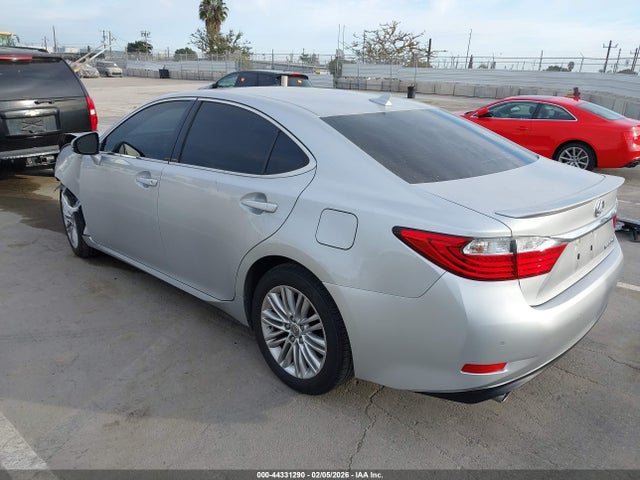 JTHBK1GG4E2136573 Lexus ES 350