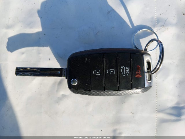 KIA RIO LX 2017 KNADM4A36H6027232 Image 11