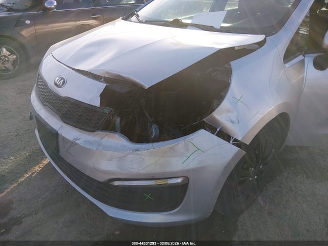 KIA RIO LX 2017 KNADM4A36H6027232 Image 6