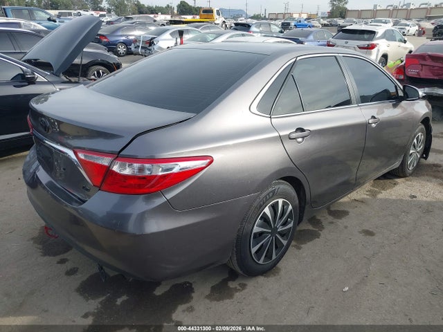 4T1BF1FK5HU786416 Toyota CAMRY LE