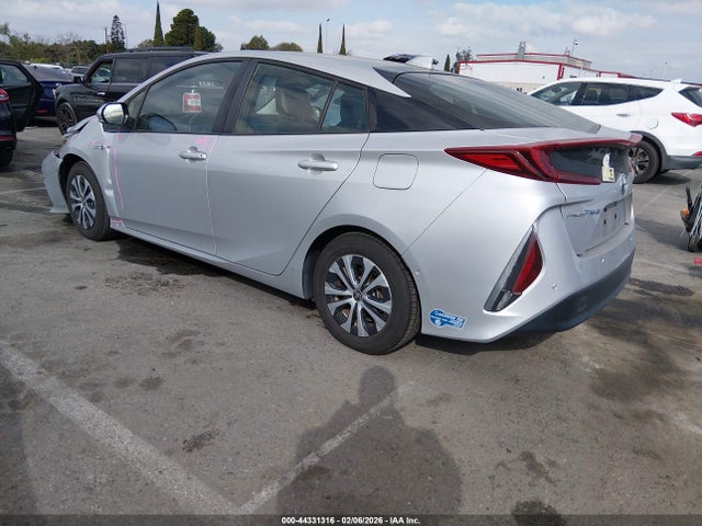 JTDKAMFP1M3183513 Toyota Prius Prime Limited