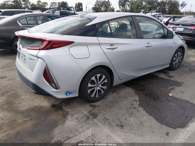 JTDKAMFP1M3183513 Toyota Prius Prime Limited