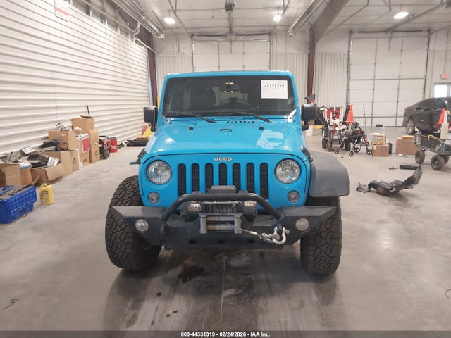1C4BJWDG4HL624040 Jeep Wrangler Unlimited Sport 4x4