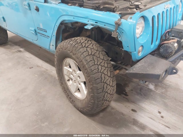 1C4BJWDG4HL624040 Jeep Wrangler Unlimited Sport 4x4