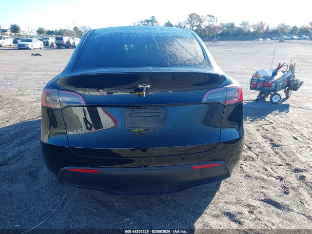 7SAYGDED9SA355819 Tesla Model Y Long Range Single Motor Rear-wheel Drive