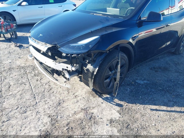 2025 TESLA MODEL Y 7SAYGDED9SA355819 Photo 5