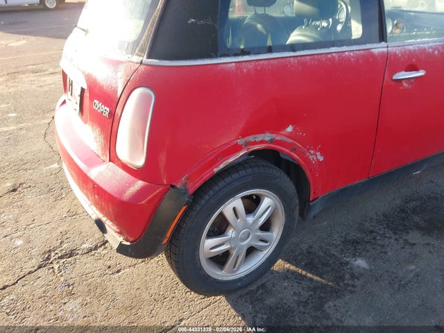 2006 MINI COOPER WMWRC33586TK16092 Photo 5
