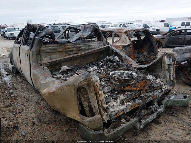 2024 RAM 1500 1C6SRFHT7RN190435 Photo 2